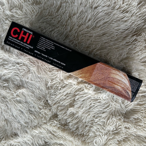 CHI Original Straightener - Picture 3 of 3